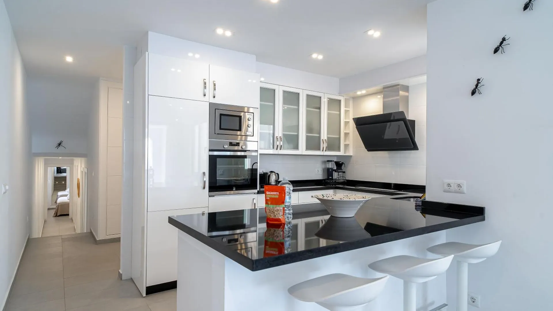 Tuhillo E1 Seaview Apartments Casasol Nerja
