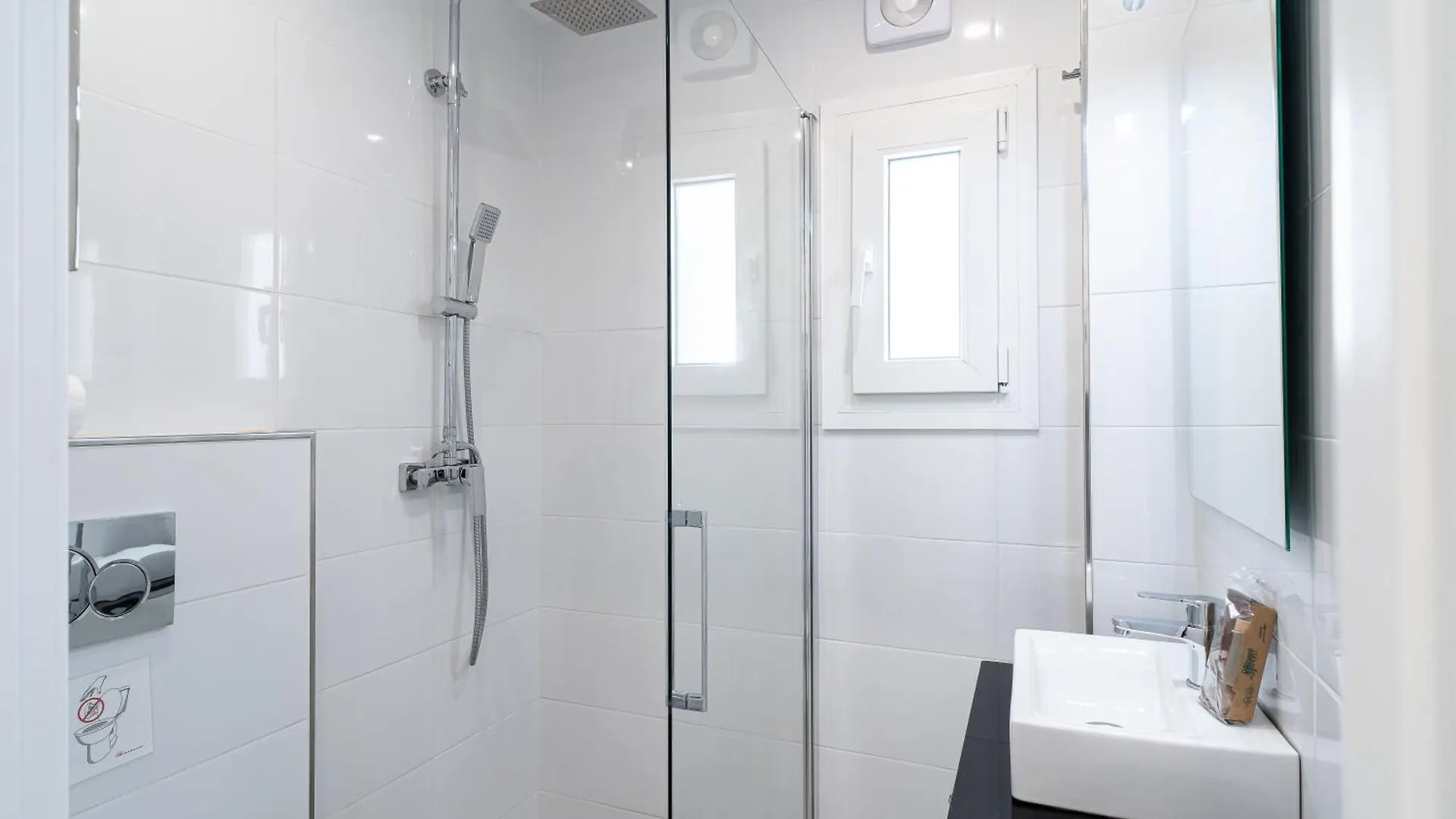 Tuhillo E1 Seaview Apartments Casasol Nerja