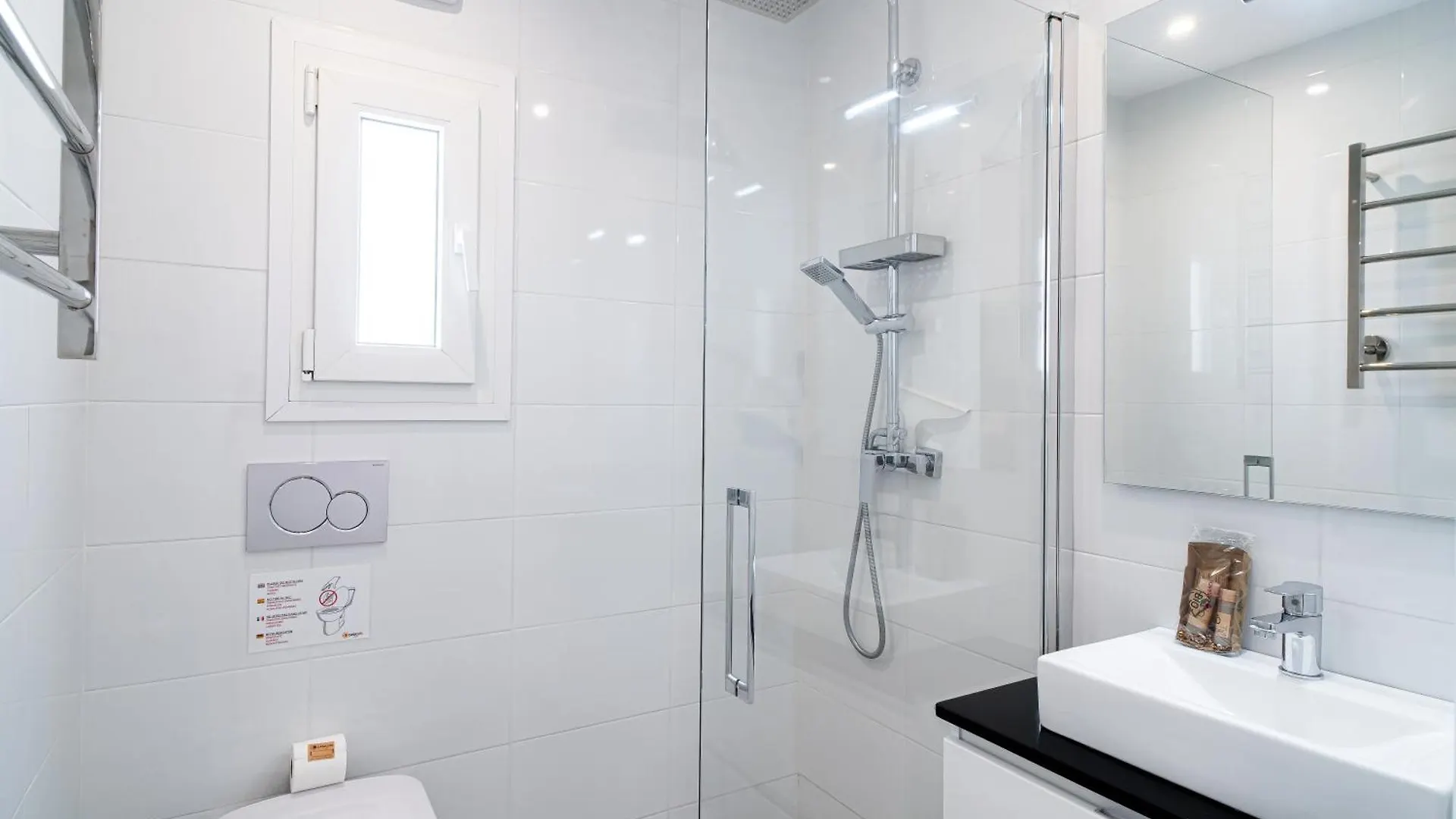 Tuhillo E1 Seaview Apartments Casasol Nerja Spain